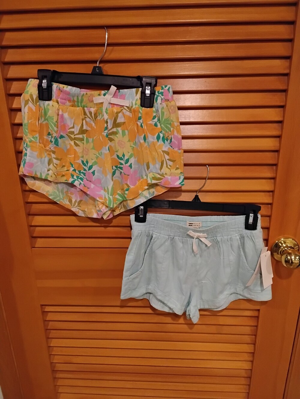 NWT 2- Billabong Girl's Mad For You Large Shorts Mint& Floral